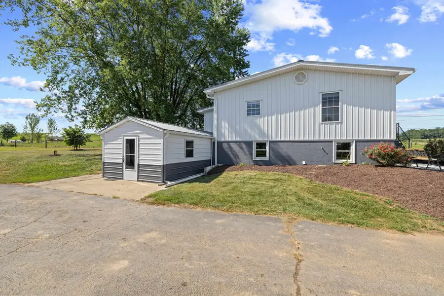 347 Clover Hill Rd, Dayton, VA 22821 - #2