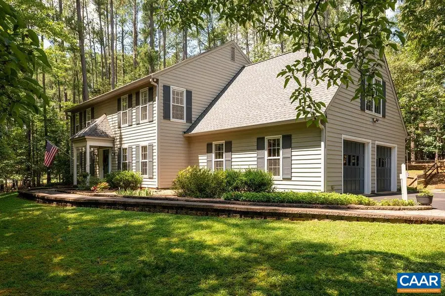 4390 Carriage Hill Dr, Earlysville, VA 22936 - #2