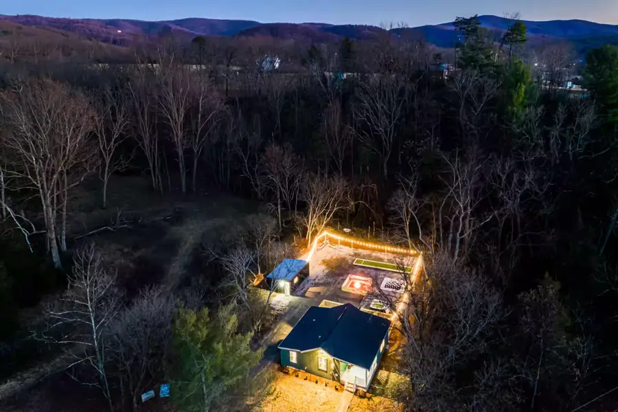 18853 Mt Pleasant Rd, Elkton, VA 22827 - #2