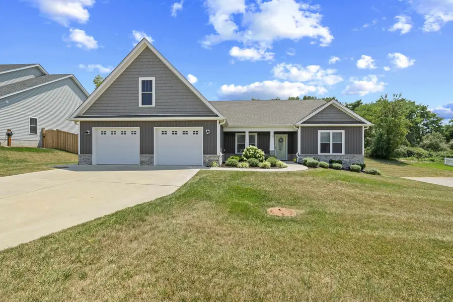 152 Langley Dr, Waynesboro, VA 22980 - #2