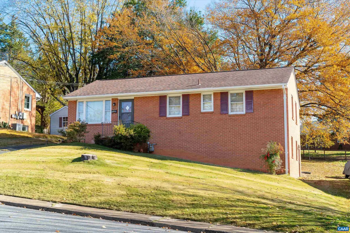 331 Camellia Dr, Charlottesville, VA 22903 - #1