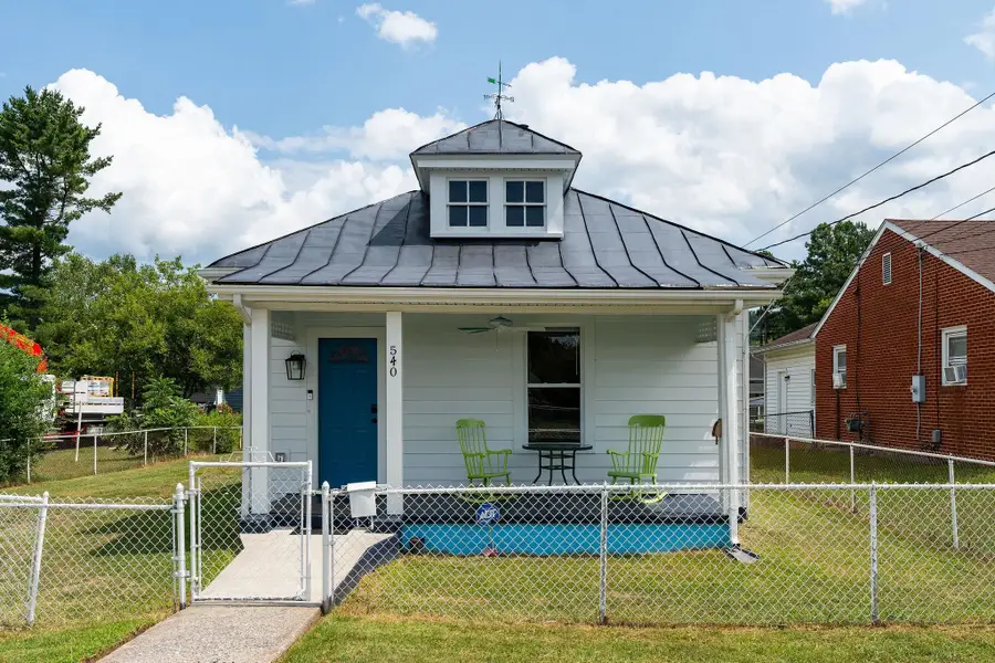 540 Bath Ave N, Waynesboro, VA 22980 - #3