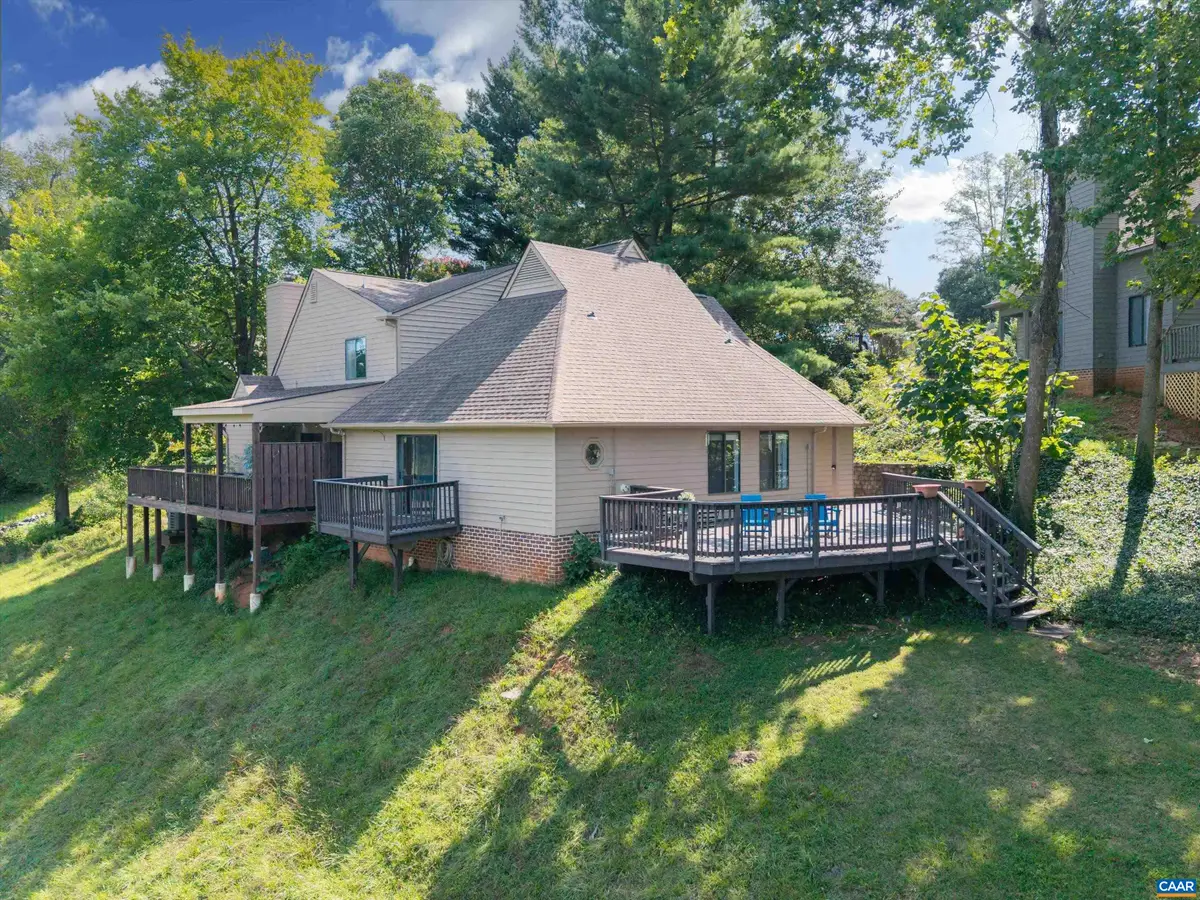 1694 Royal Oak Ct, Charlottesville, VA 22902 - #1