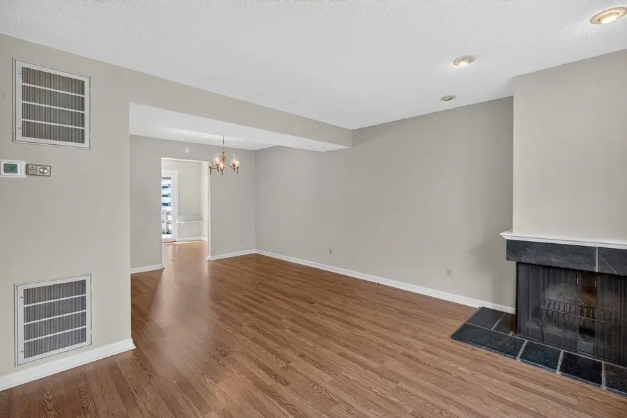 19 Village Sq, Harrisonburg, VA 22802 - #2