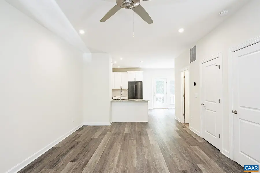 126 Longwood Dr, Charlottesville, VA 22903 - #2