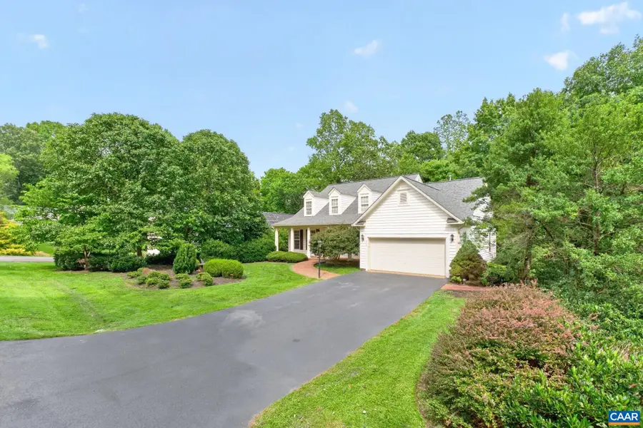 935 Charter Oaks Dr, Charlottesville, VA 22901 - #3