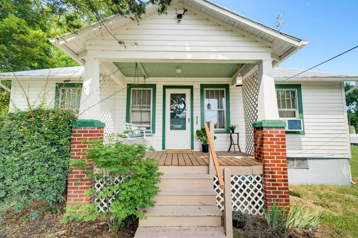 17 Country Boy Ln, Staunton, VA 24401 - #1
