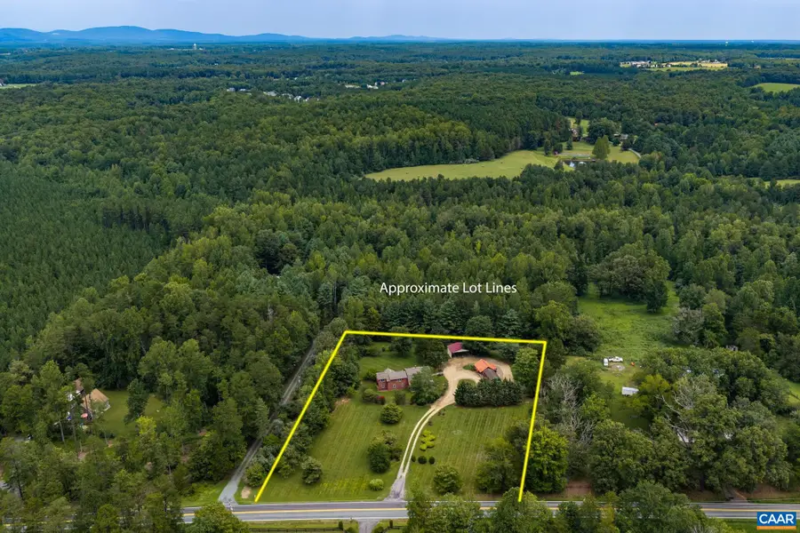 5507 Union Mills Rd, Troy, VA 22974 - #2