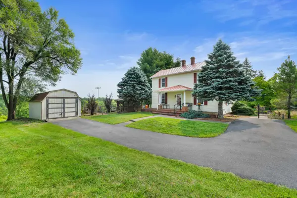 223 Cold Spring Rd, Stuarts Draft, VA 24477