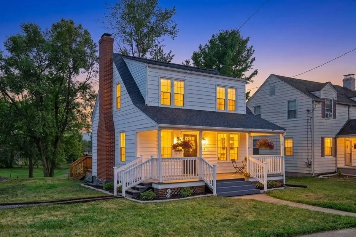 444 Florence Ave, Waynesboro, VA 22980 - #1
