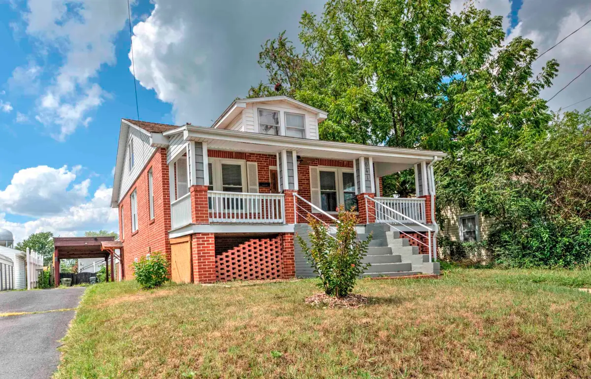 641 King Ave, Waynesboro, VA 22980 - #1
