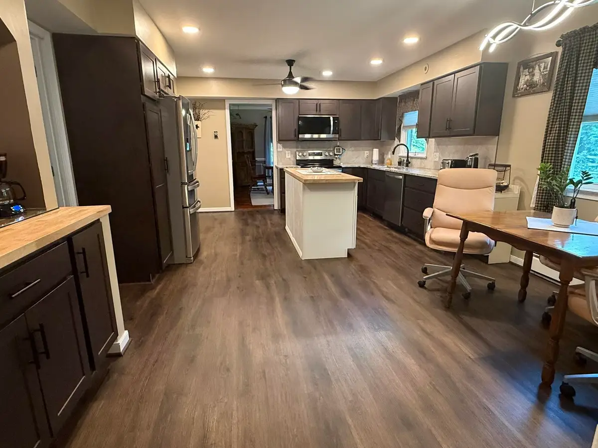 200 Pelham Dr, Waynesboro, VA 22980 - #1