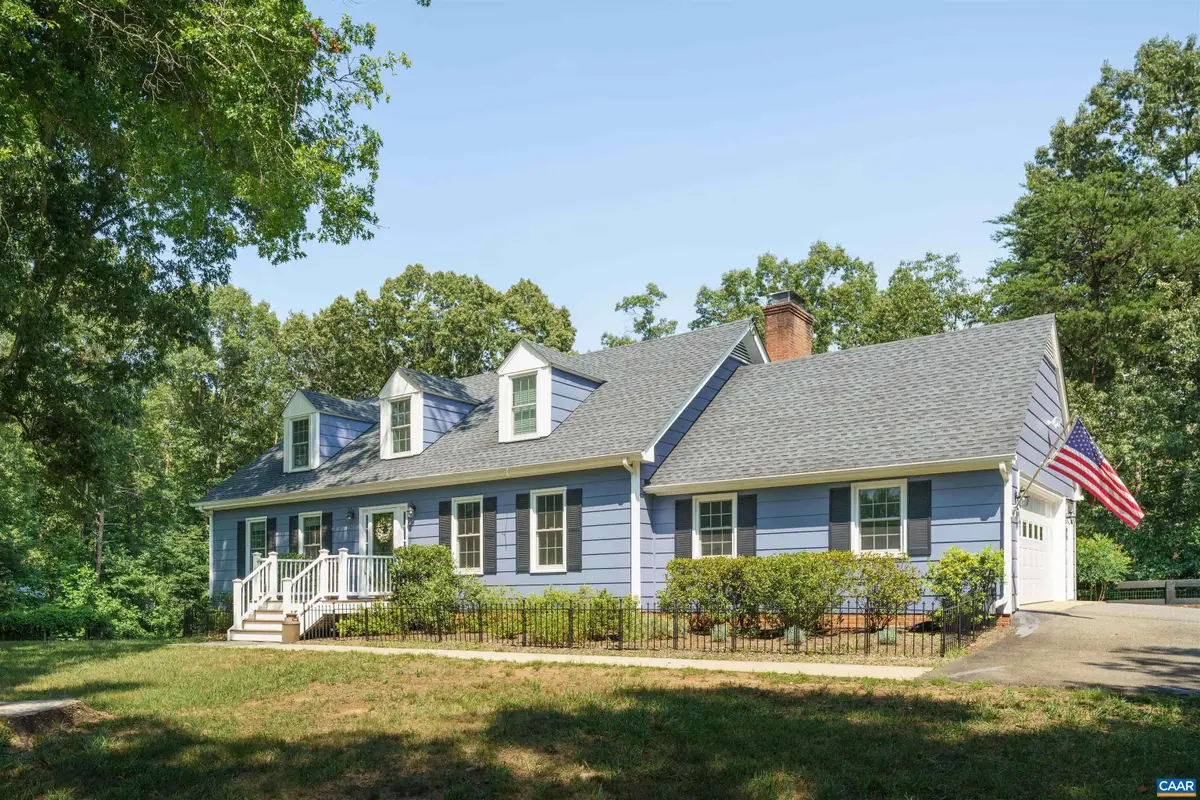 2315 Westover Dr, Charlottesville, VA 22901 - #1