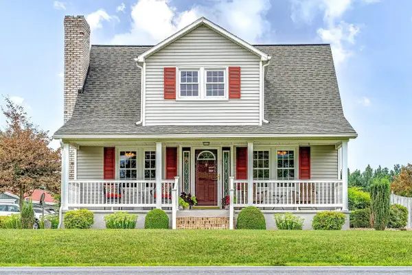 14512 East Side Hwy S, Grottoes, VA 24441