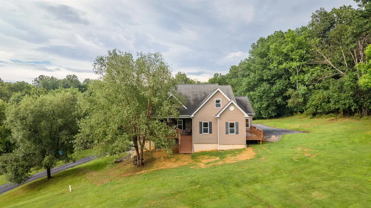 148 Turkey Knob Rd, Quicksburg, VA 22847 - #1