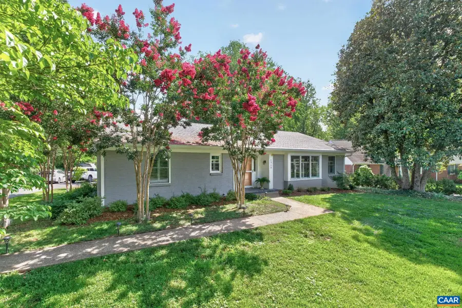 1715 Essex Rd, Charlottesville, VA 22901 - #2