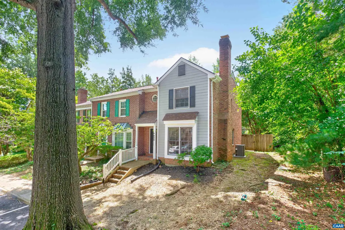 936 Huntwood Ln, Charlottesville, VA 22901 - #1
