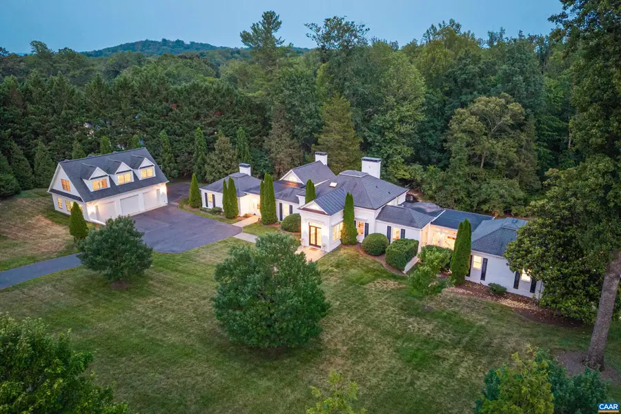 320 Farmington Dr, Charlottesville, VA 22901 - #2