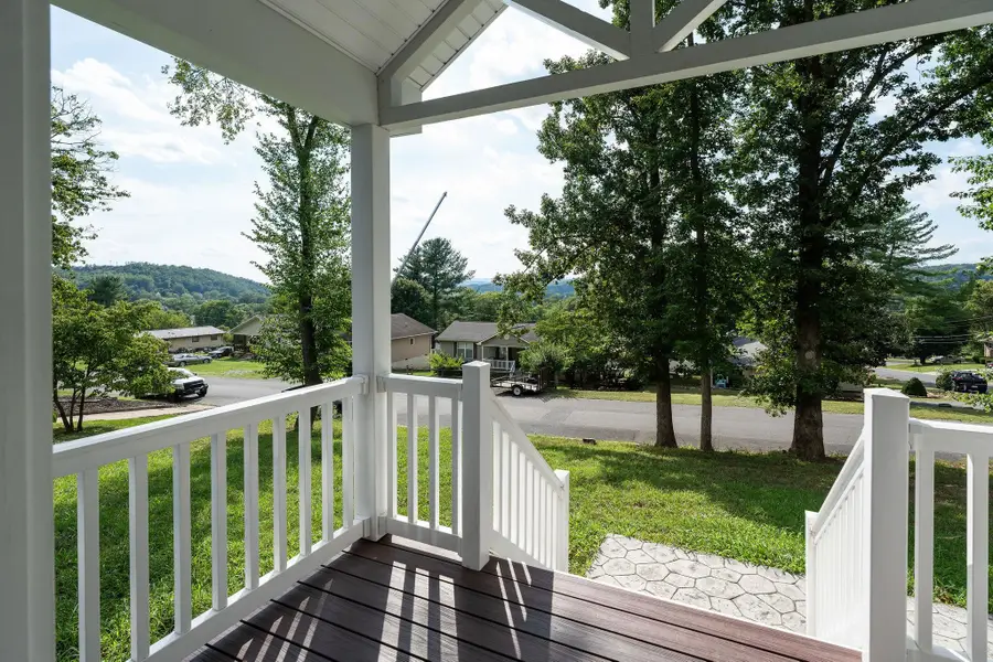 1776 Hawthorne Ave, Buena Vista, VA 24416 - #2