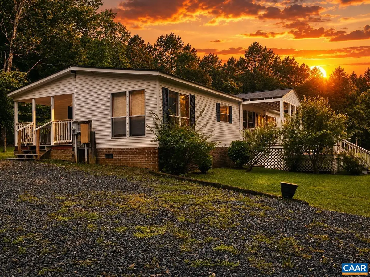 23 Blackwell Rd, Scottsville, VA 24590 - #1