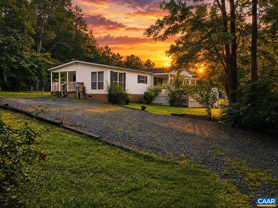 23 Blackwell Rd, Scottsville, VA 24590 - #3