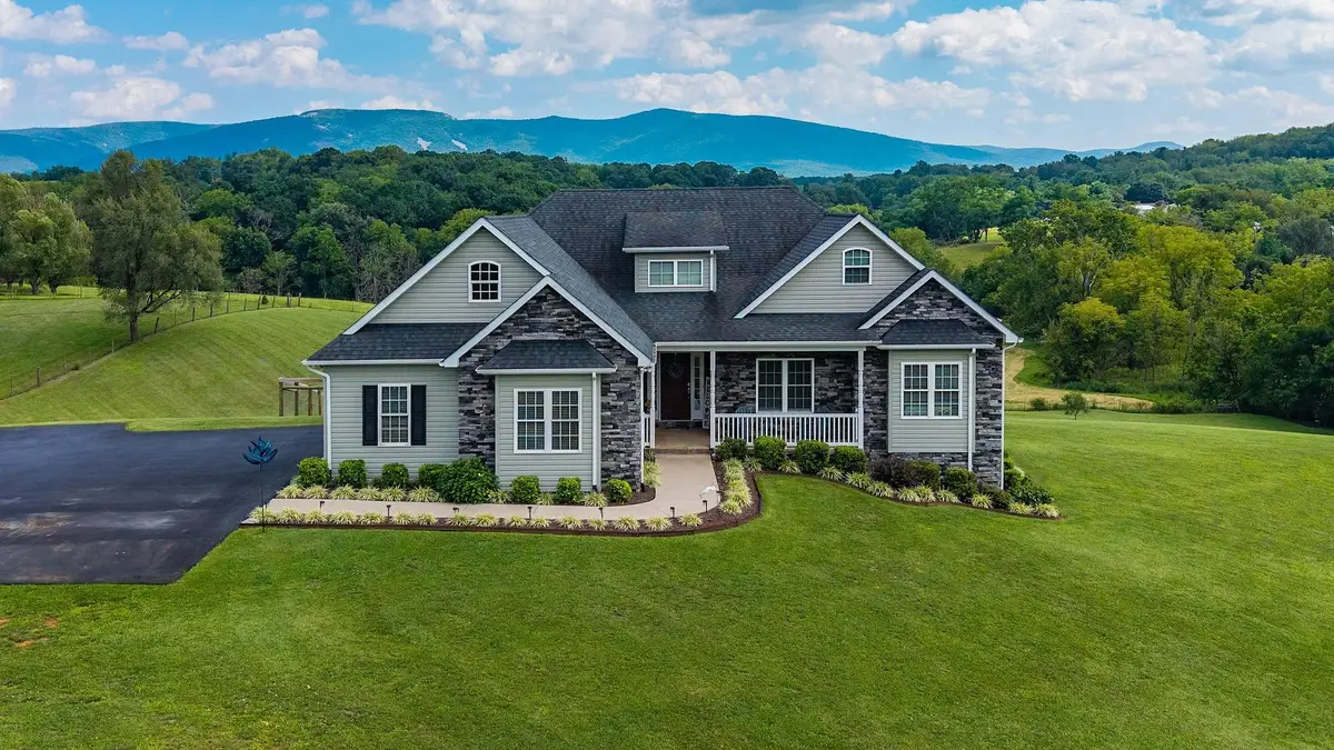 65 Indian Ridge Rd, Greenville, VA 24440 - #1