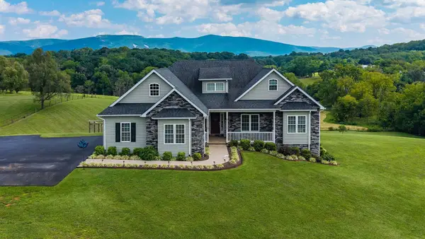 65 Indian Ridge Rd, Greenville, VA 24440