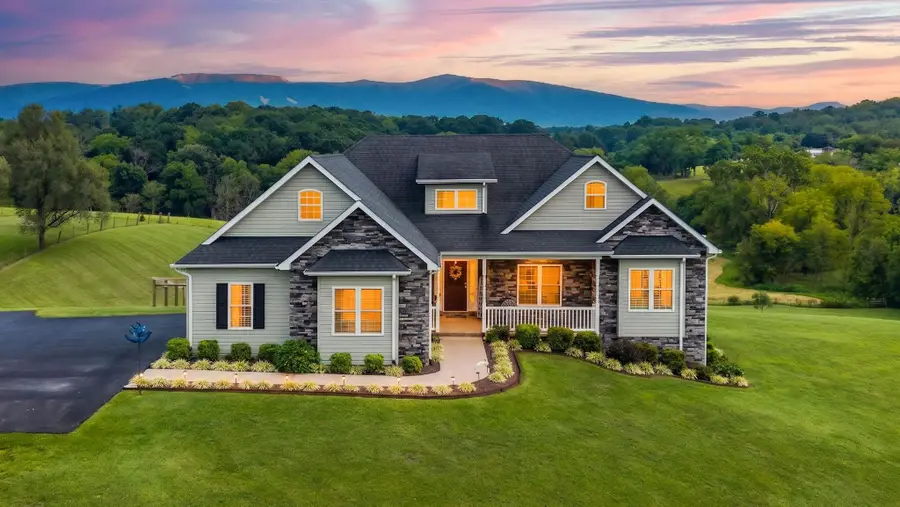 65 Indian Ridge Rd, Greenville, VA 24440 - #2
