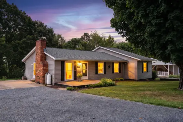 8701 Lacey Heights Ave, Rockingham, VA 22802