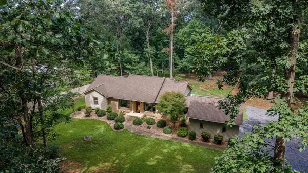 55 Burkes Mill Rd, Weyers Cave, VA 24486