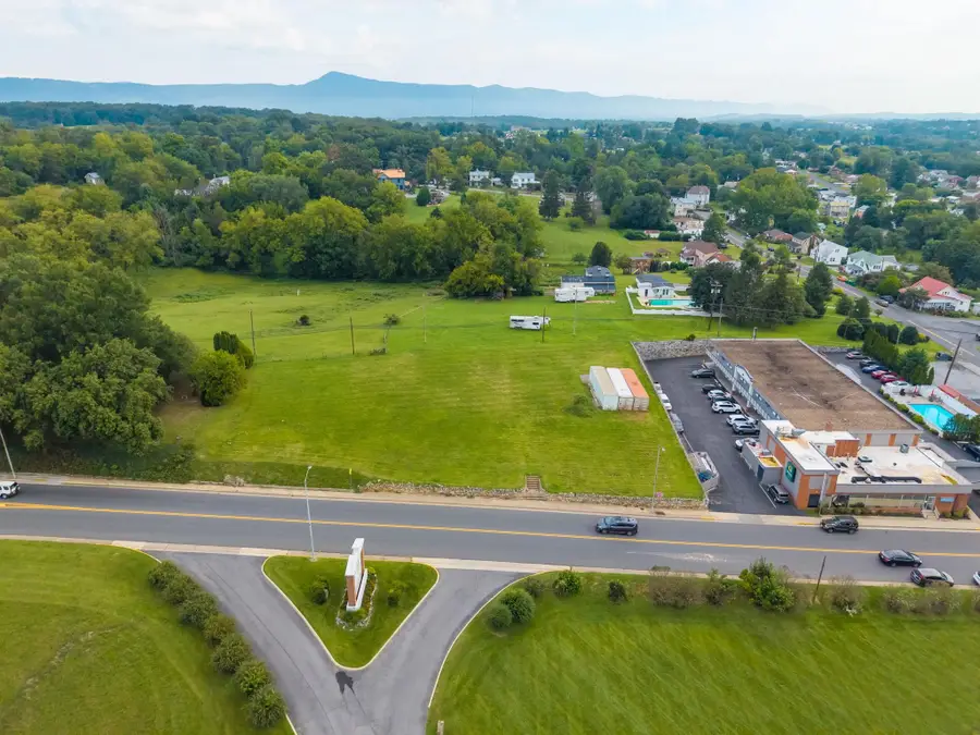 0.89 Acres TBD Main St W, Luray, VA 22835 - #2