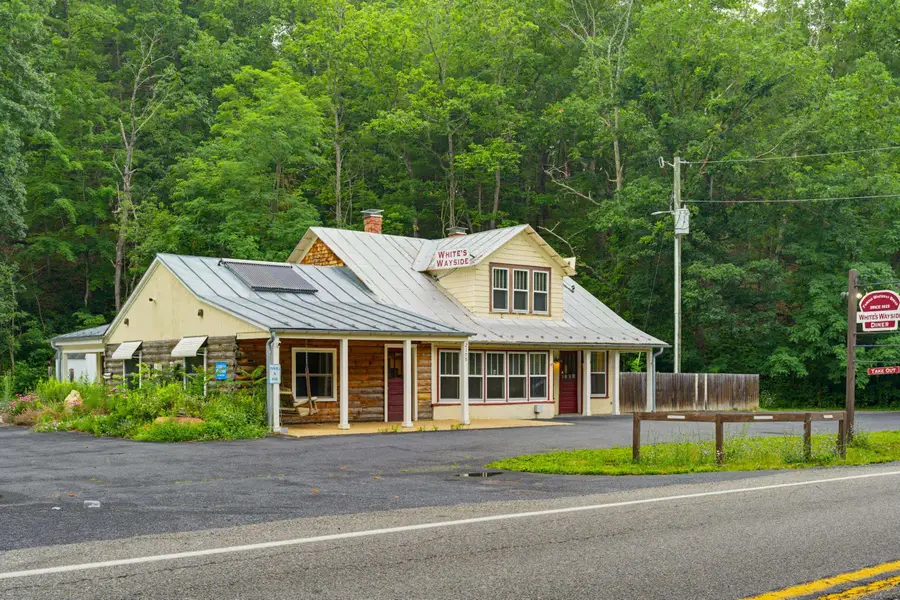 2175 Hankey Mountain Hwy, Churchville, VA 24421 - #2