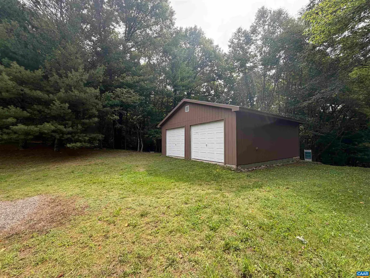 17 Wilson Dr, Montebello, VA 24464 - #1