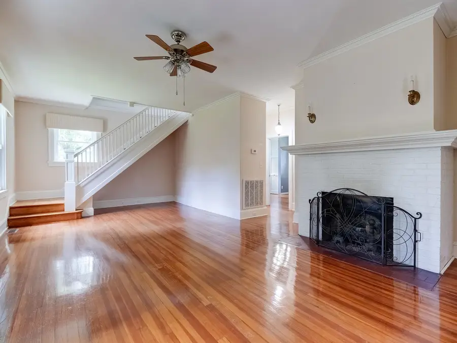 8966 Sam Snead Hwy, Hot Springs, VA 24445 - #2