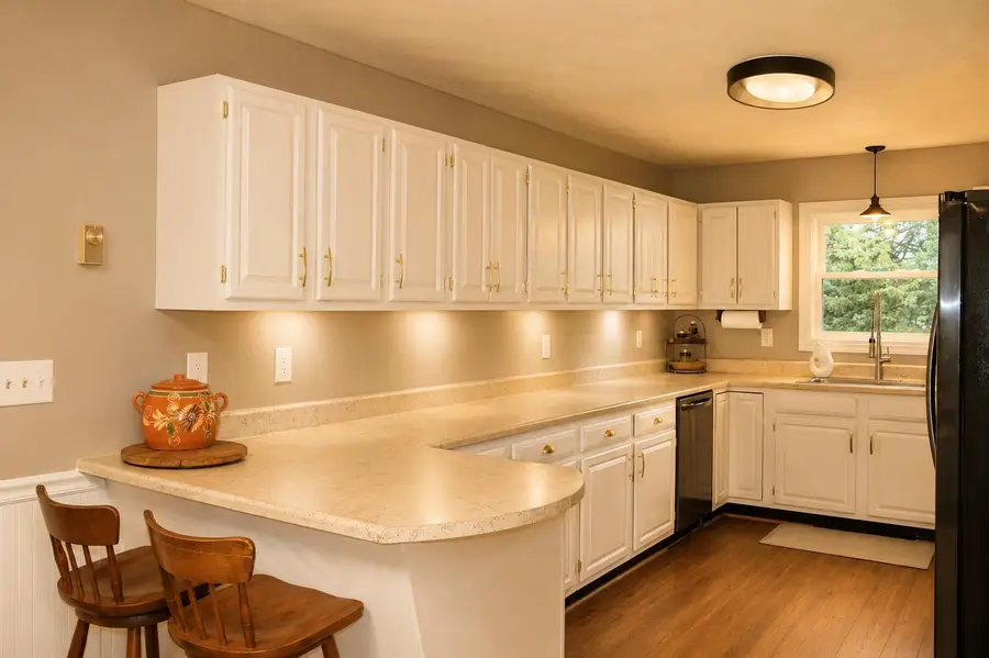 147 Pleasant View Rd, Staunton, VA 24401 - #3