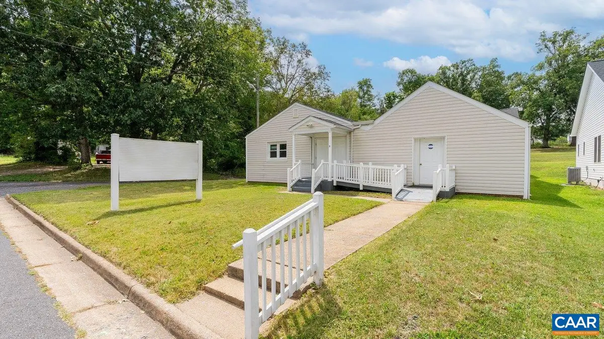 1532 2nd St, Waynesboro, VA 22980 - #1