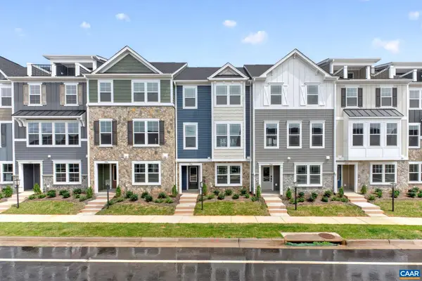 786 Park Ridge Dr, Crozet, VA 22932