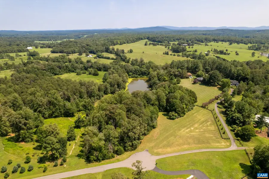 3 Langdon Dr, Dyke, VA 22935 - #2