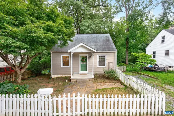 19 Mobile Ln, Charlottesville, VA 22903