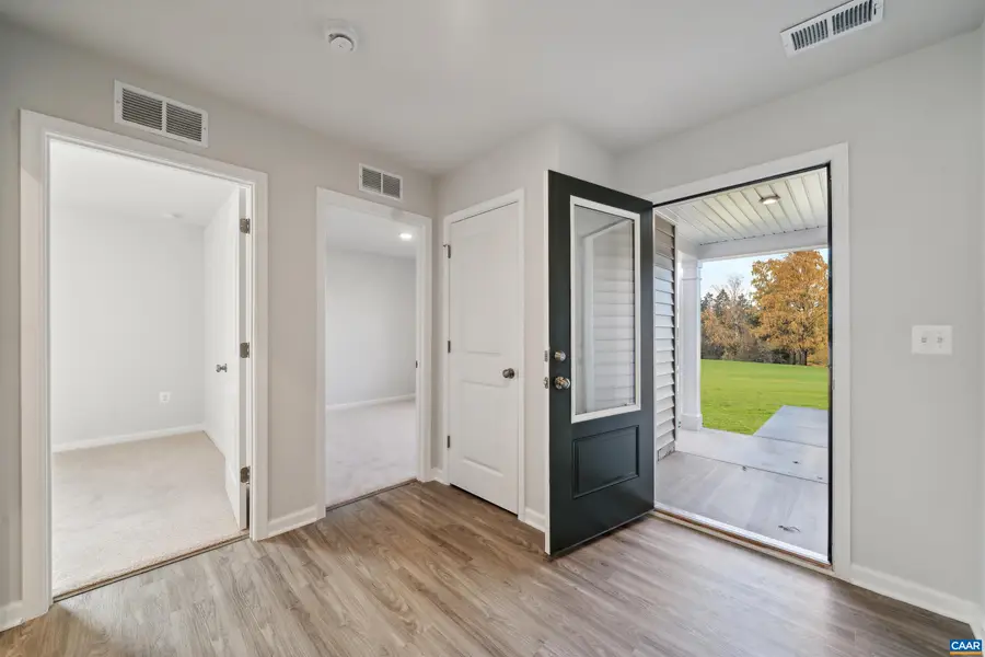 24 Carrs Ct, Charlottesville, VA 22902 - #3