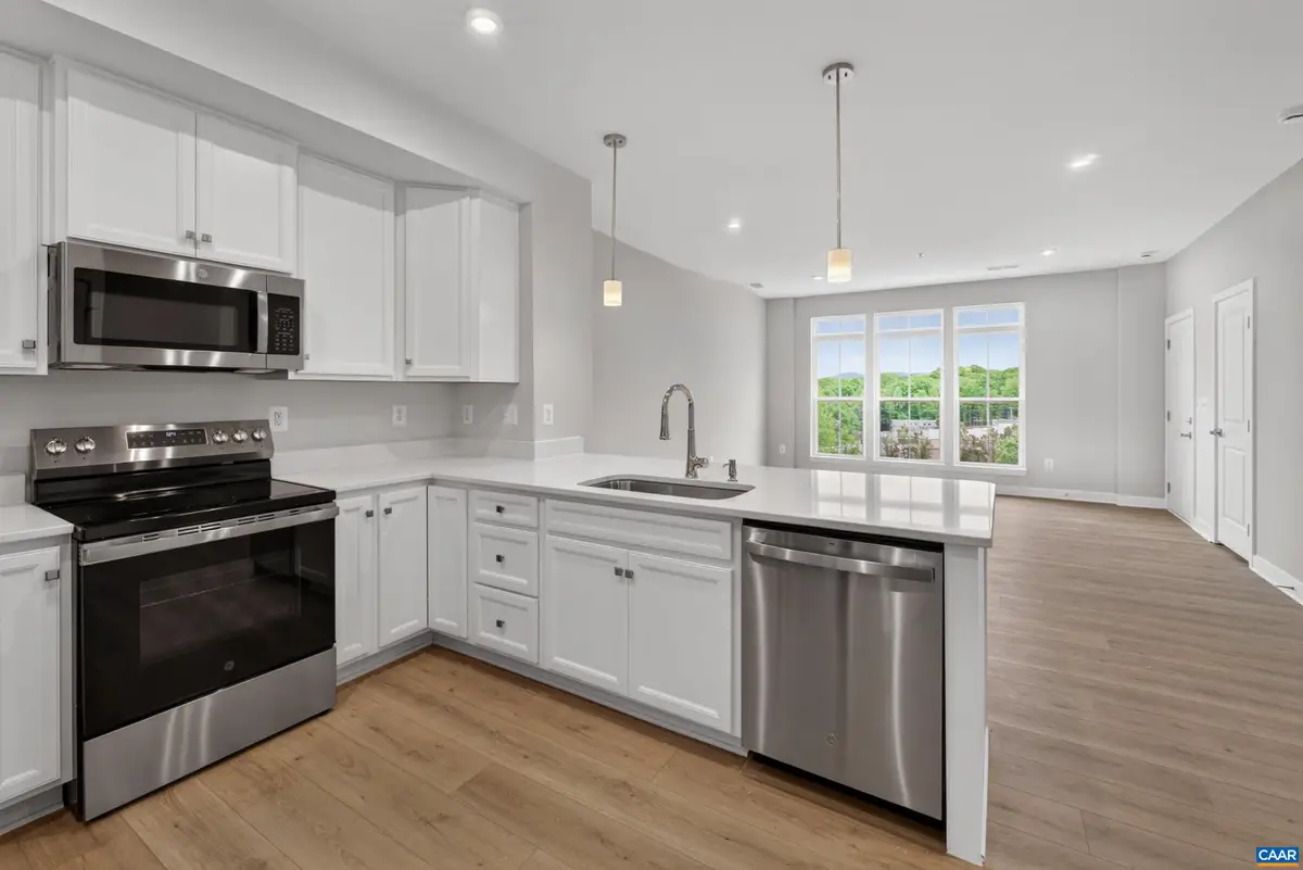 74B Perseus Ln, Charlottesville, VA 22901 - #1