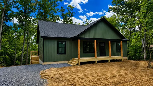 8284 Supinlick Ridge Rd, Mt Jackson, VA 22842