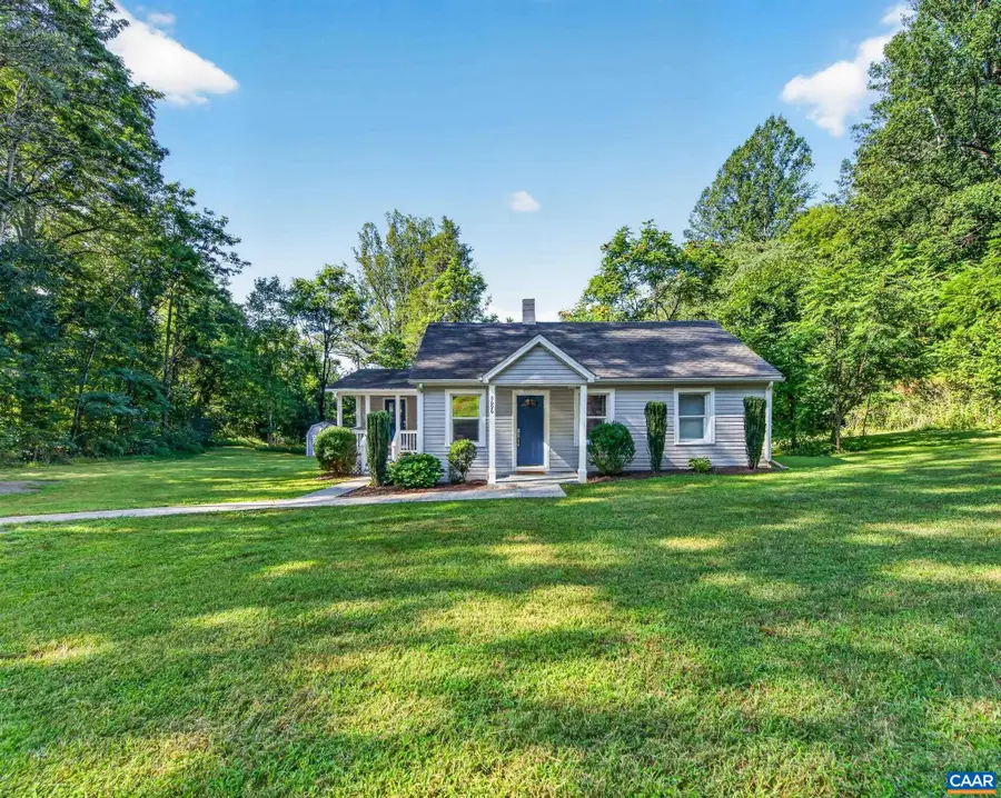 8696 Howardsville Tpke, Schuyler, VA 22969 - #3