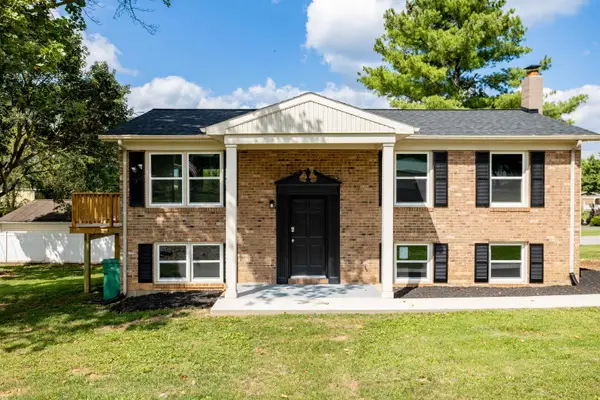 176 Fourth St, Broadway, VA 22815