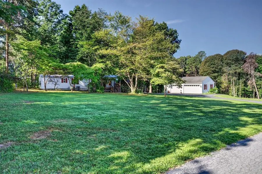 406 Trayfoot Rd, Grottoes, VA 24441 - #2