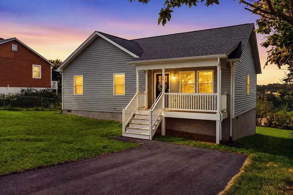 68 Sunset Blvd, Staunton, VA 24401 - #1