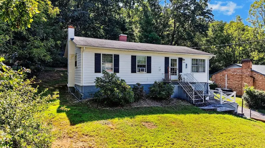 1781 Shutterlee Mill Rd, Staunton, VA 24401 - #3