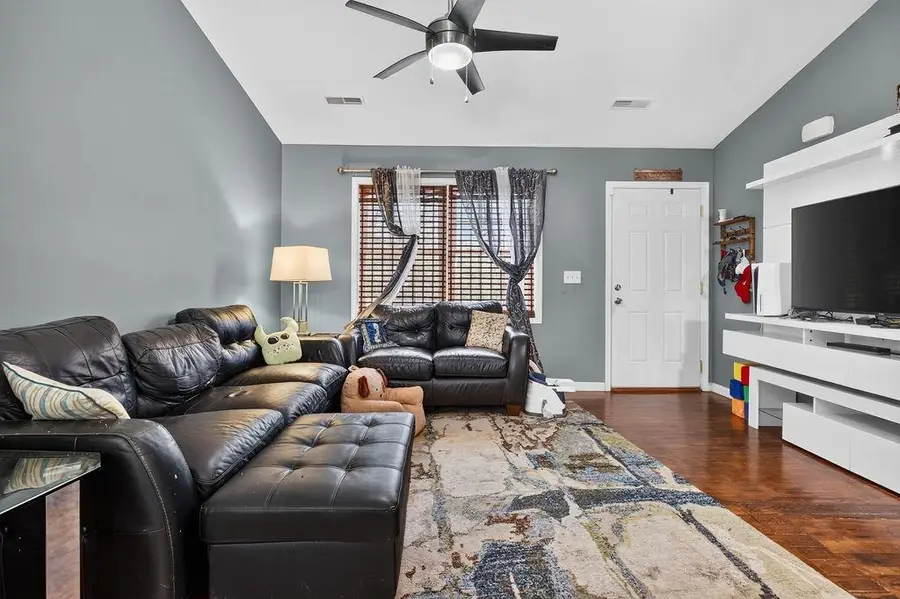 1401 Stuart St, Staunton, VA 24401 - #2