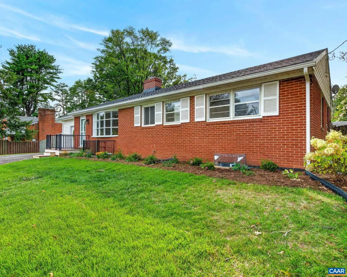 2219 Greenbrier Dr, Charlottesville, VA 22901 - #1
