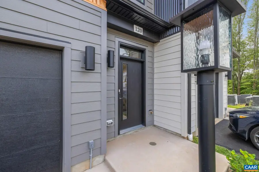120 Keene Ct, Charlottesville, VA 22903 - #3